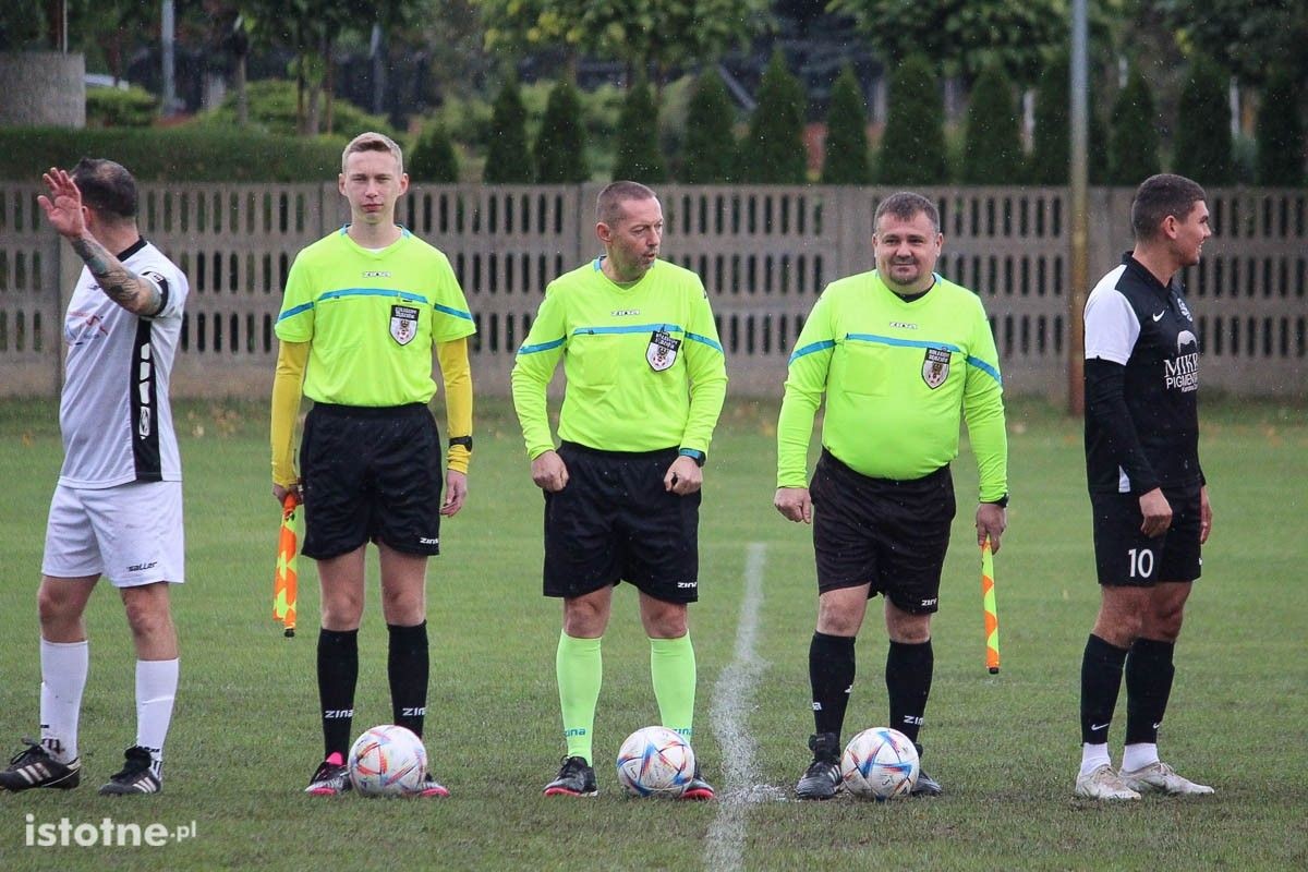 Galeria zdjęć z meczu BKS II - Kolonia Bolesławiec