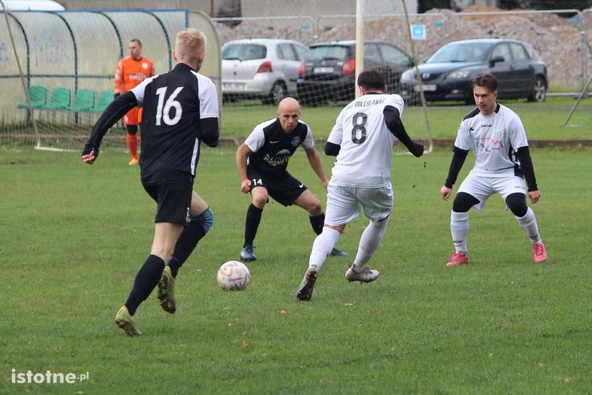 Galeria zdjęć z meczu BKS II - Kolonia Bolesławiec