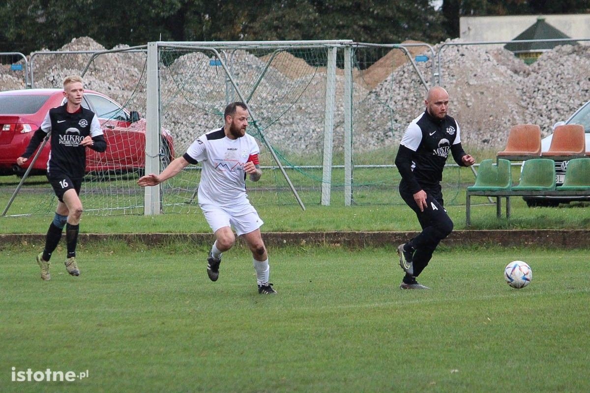 Galeria zdjęć z meczu BKS II - Kolonia Bolesławiec