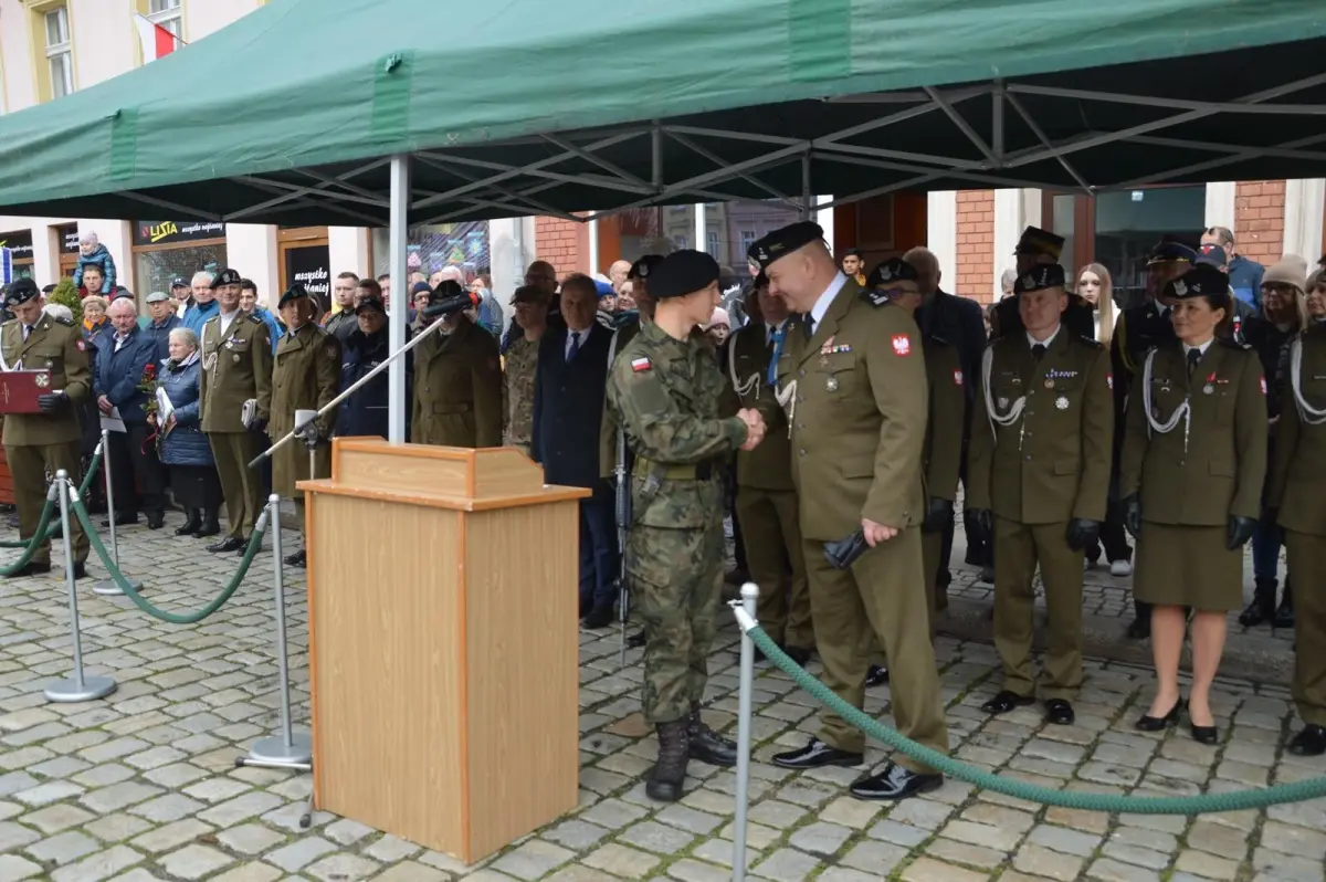 Uroczysta przysięga wojskowa w Chojnowie