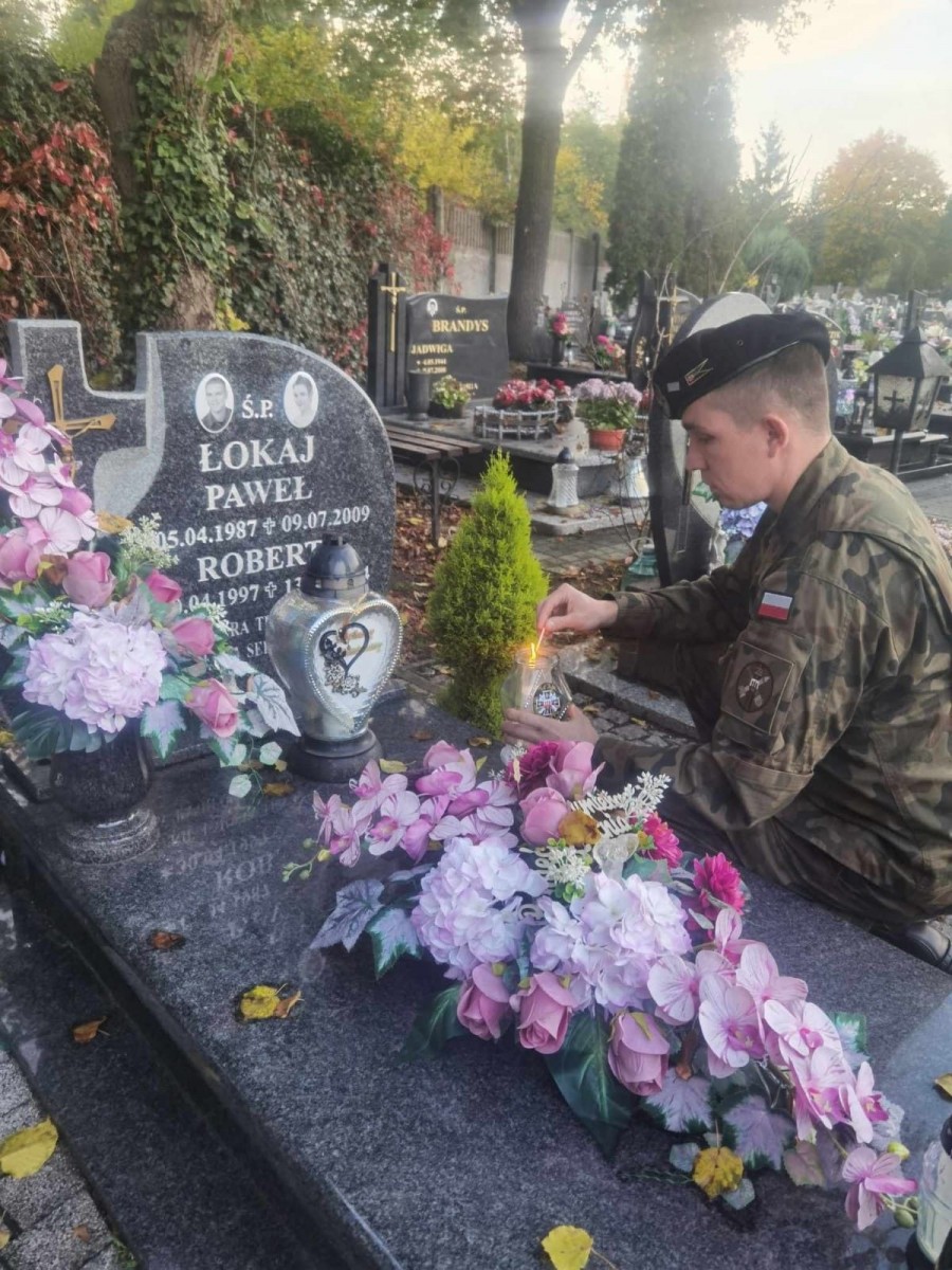 Bolesławieccy artylerzyści pamiętali o zmarłych kolegach i żołnierzach poległych na wojnie