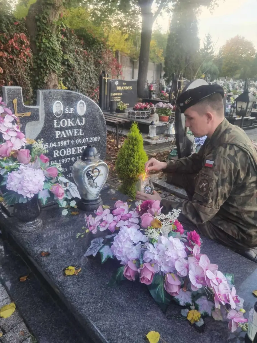 Bolesławieccy artylerzyści pamiętali o zmarłych kolegach i żołnierzach poległych na wojnie