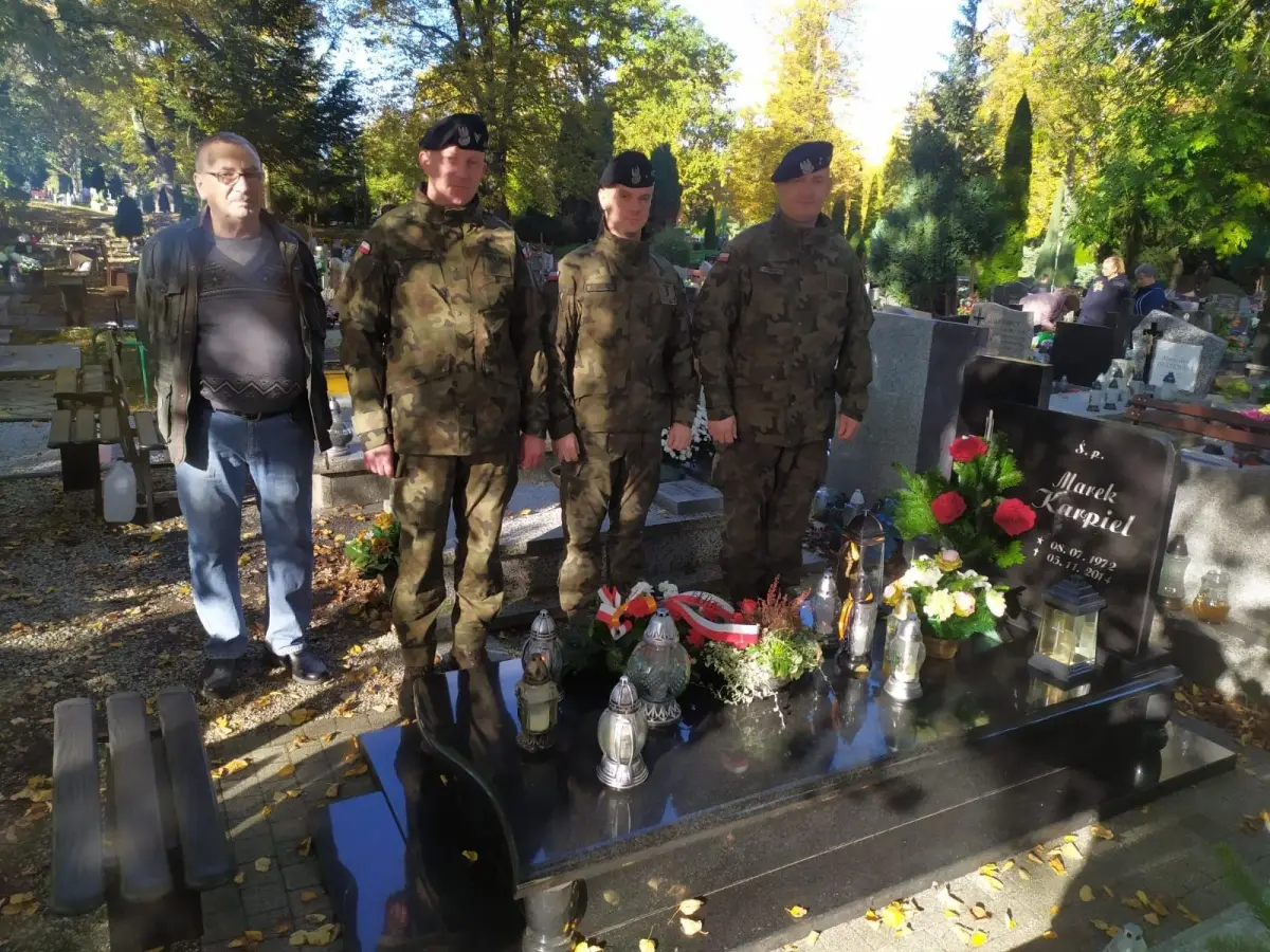 Świętoszowscy pancerniacy pamiętali o zmarłych kolegach