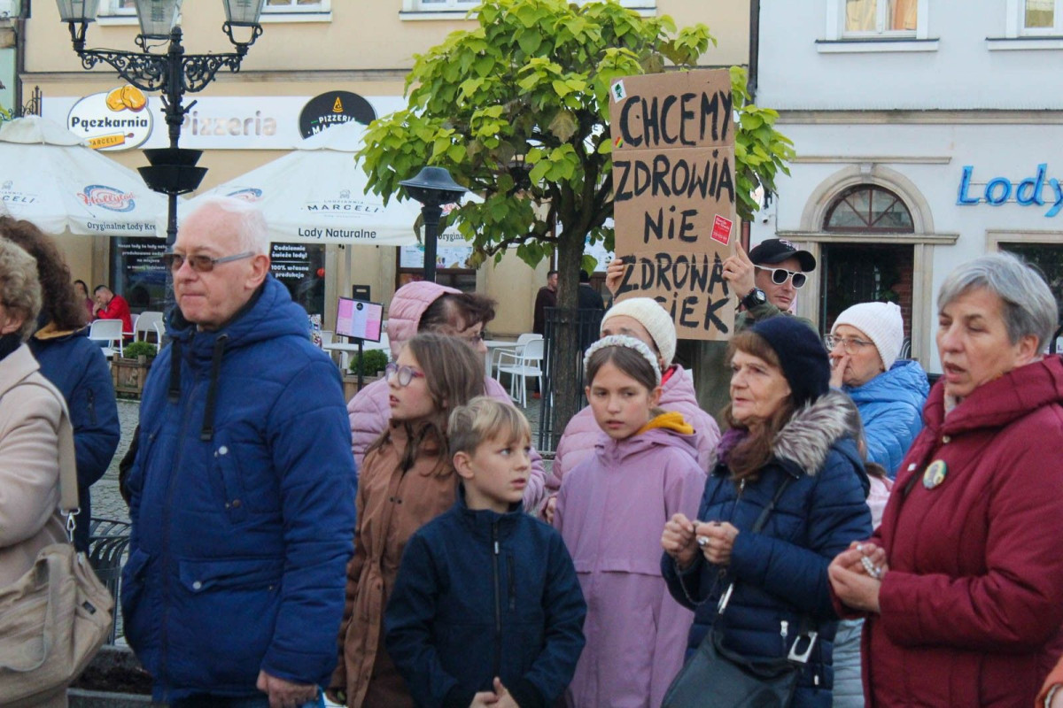 Uczestnicy zgromadzenia różańcowego
