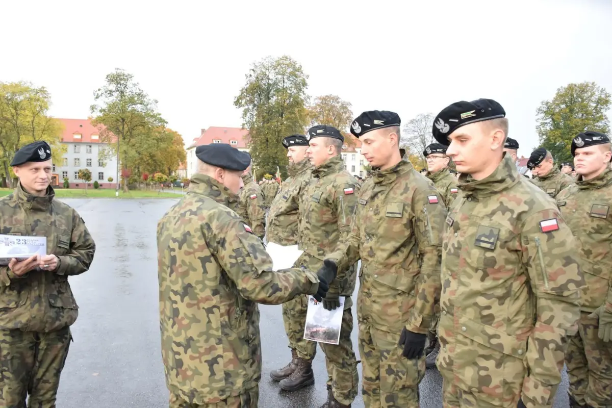 Żołnierze 23 Śląskiego Pułku Artylerii
