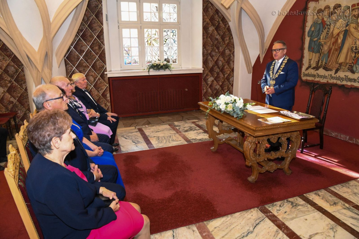 Uroczystość w Pałacu Ślubów w Bolesławcu