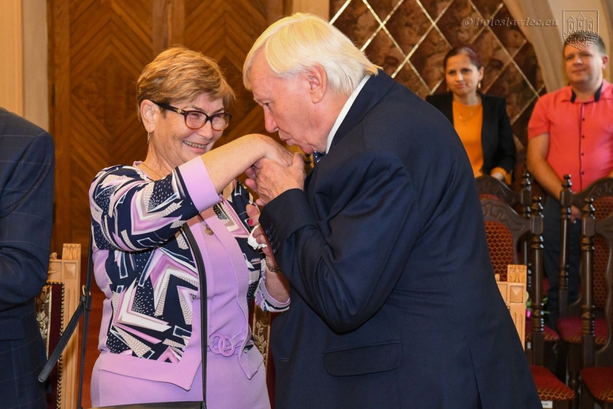 Uroczystość w Pałacu Ślubów w Bolesławcu