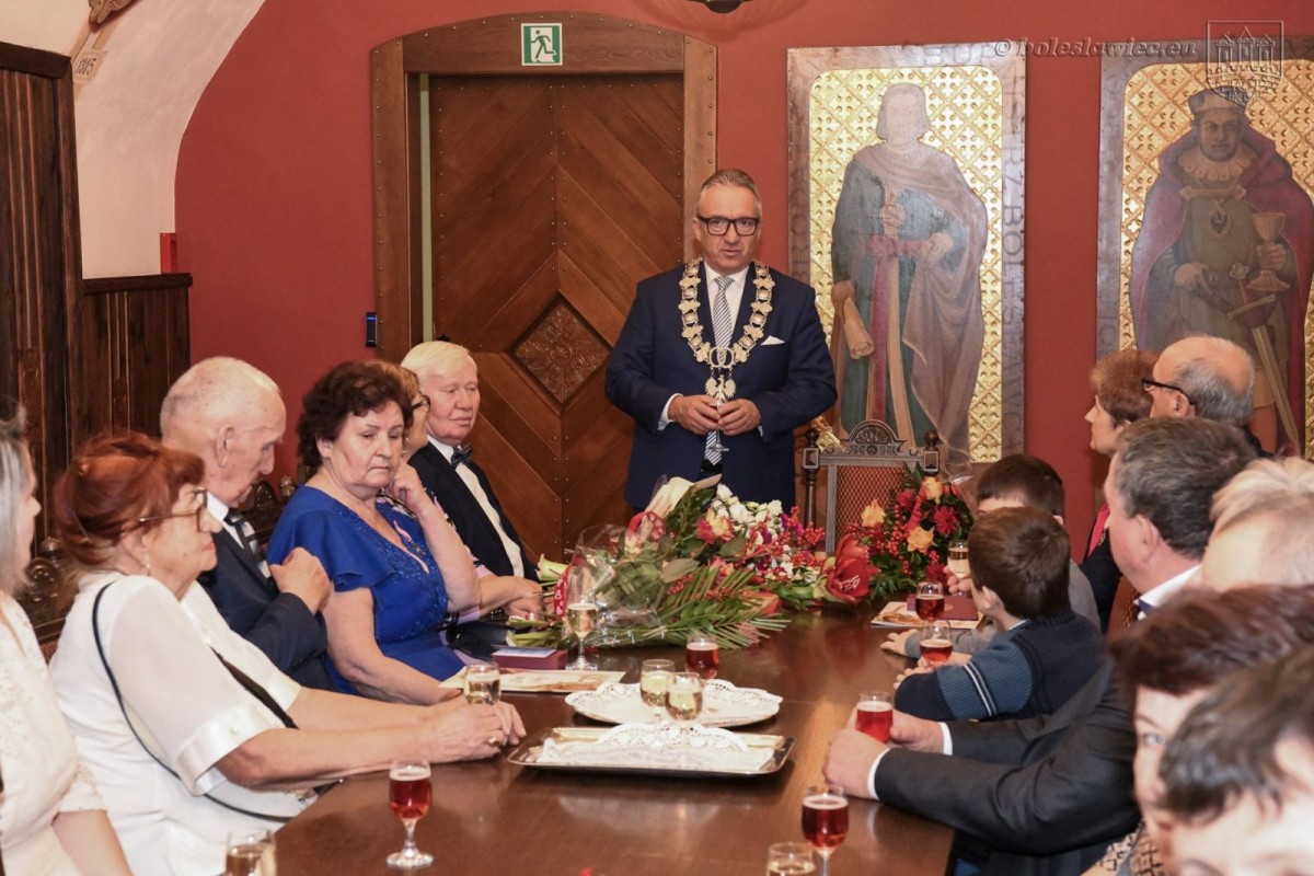 Uroczystość w Pałacu Ślubów w Bolesławcu