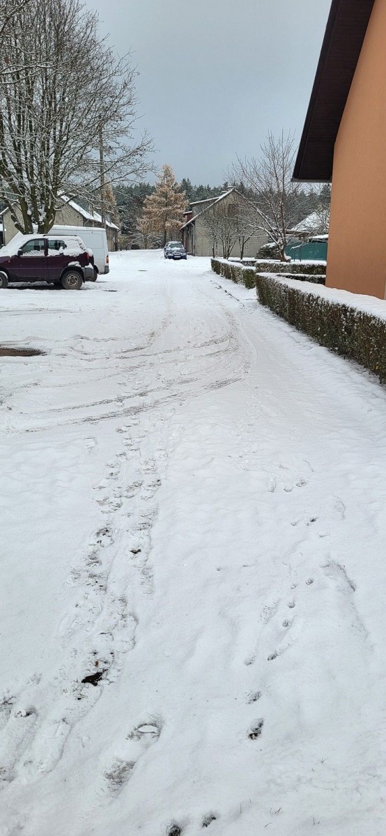 Śnieg na osiedlu