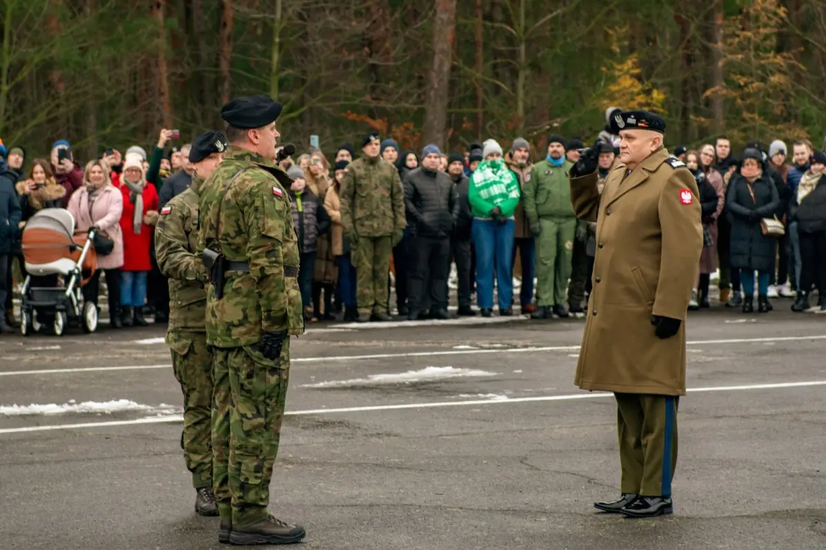 Uroczystość w 10 Brygadzie Kawalerii Pancernej w Świętoszowie