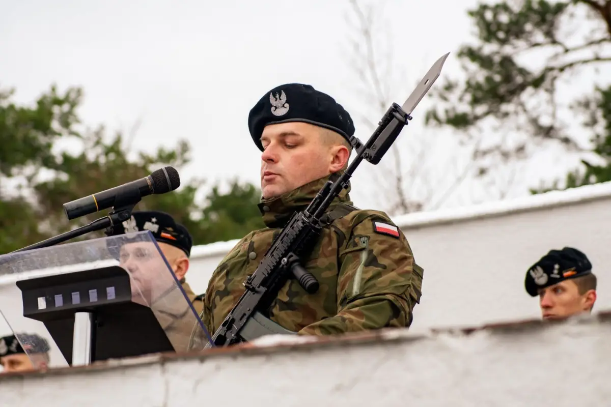 Uroczystość w 10 Brygadzie Kawalerii Pancernej w Świętoszowie