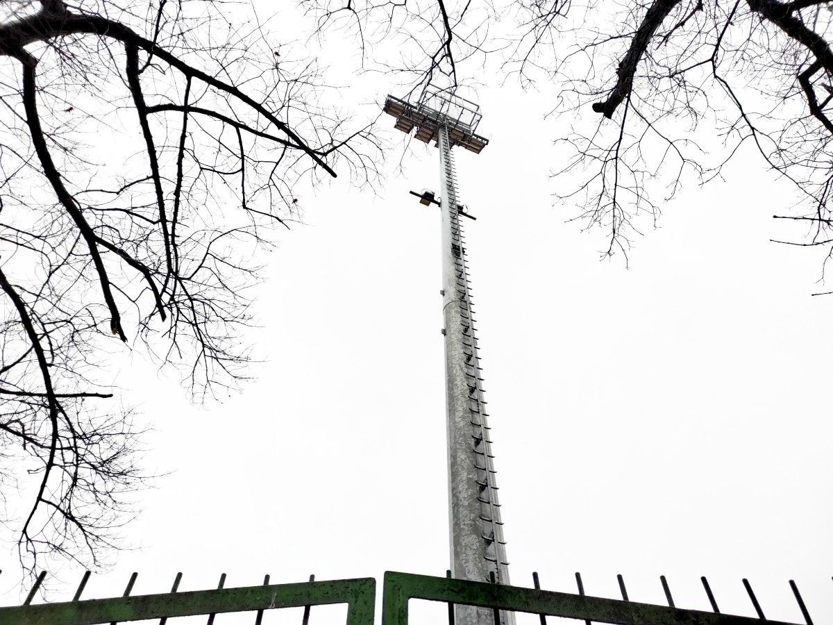 Budowa systemu oświetlenia na stadionie miejskim w Bolesławcu