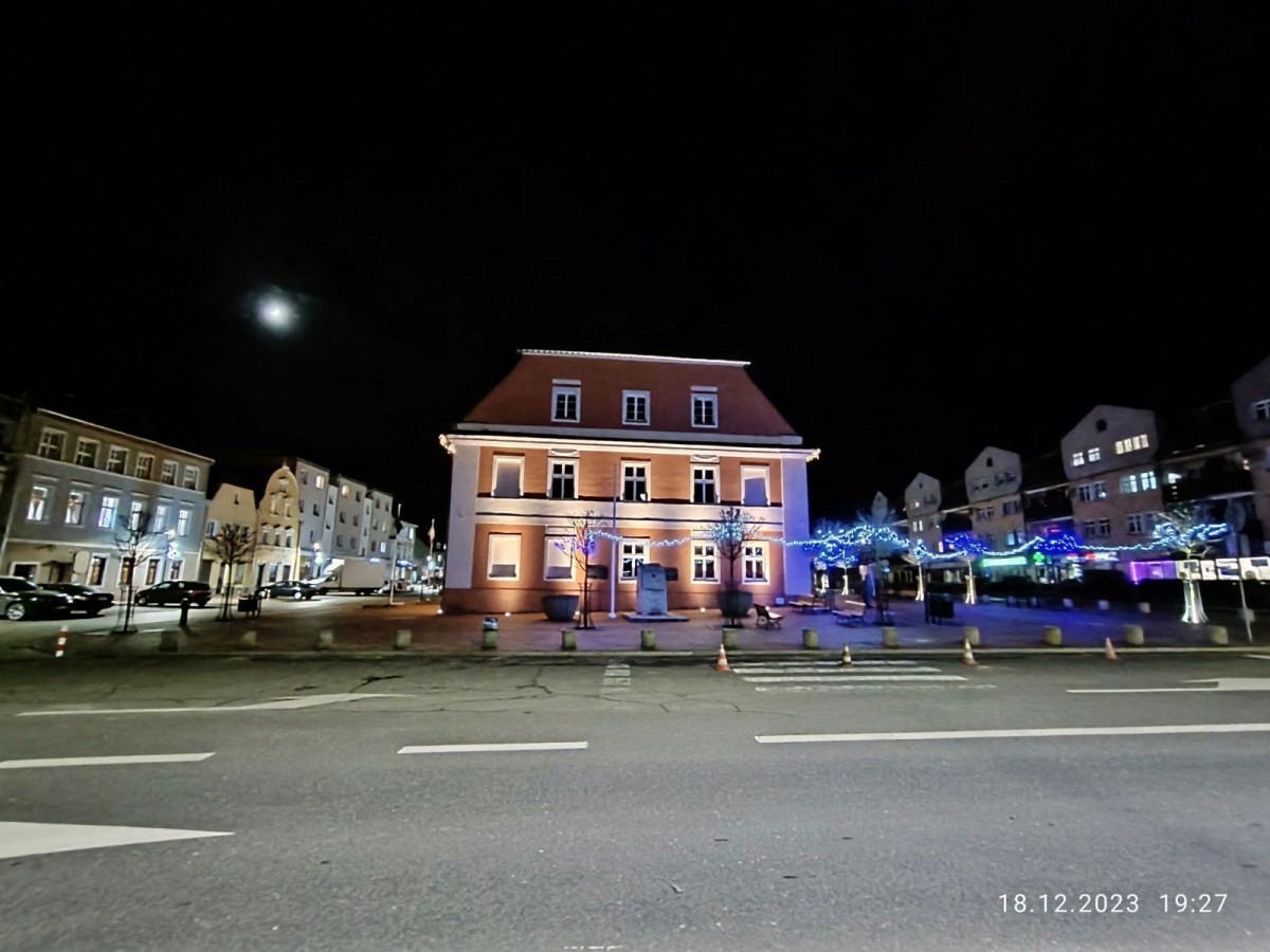 Ozdoby świąteczne w Nowogrodźcu