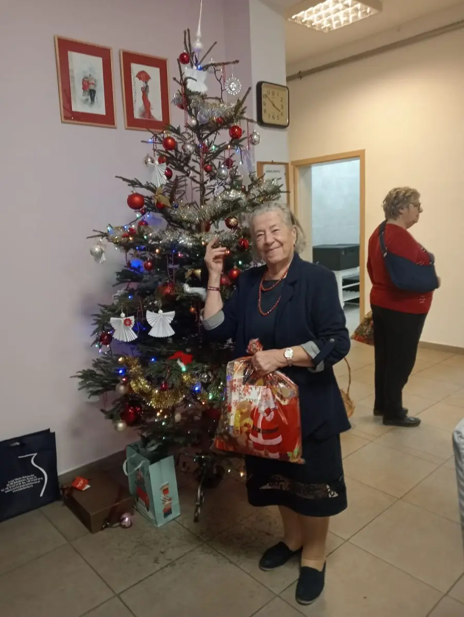Seniorzy na spotkaniu opłatkowym