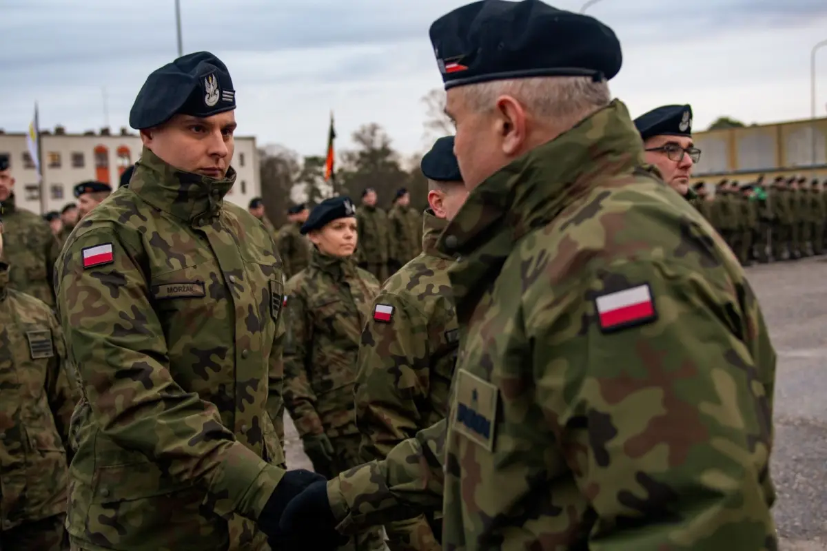Uroczystość w 10 Brygadzie Kawalerii Pancernej w Świętoszowie
