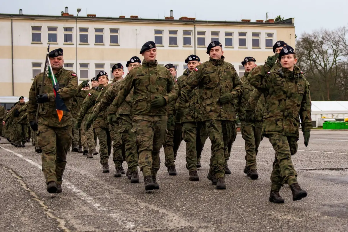 Uroczystość w 10 Brygadzie Kawalerii Pancernej w Świętoszowie