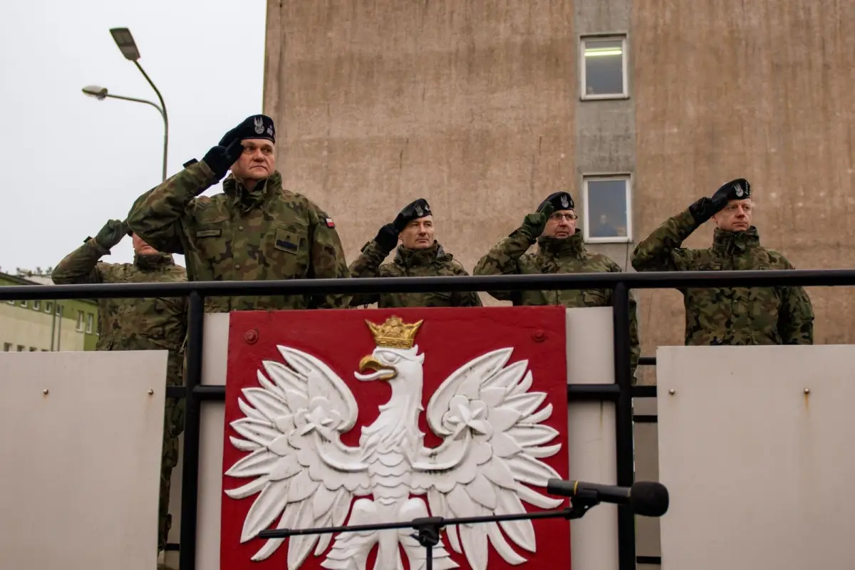 Uroczystość w 10 Brygadzie Kawalerii Pancernej w Świętoszowie
