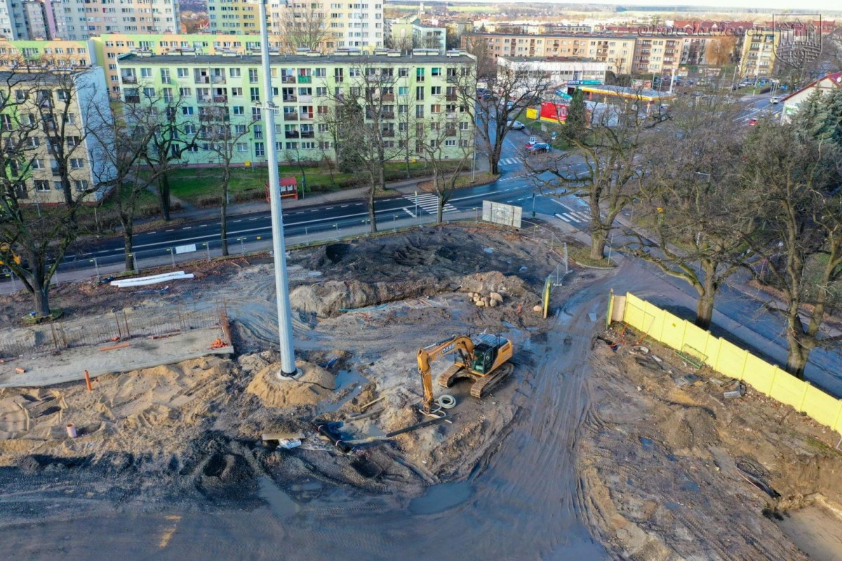 Intensywne prace budowlane na stadionie miejskim w Bolesławcu