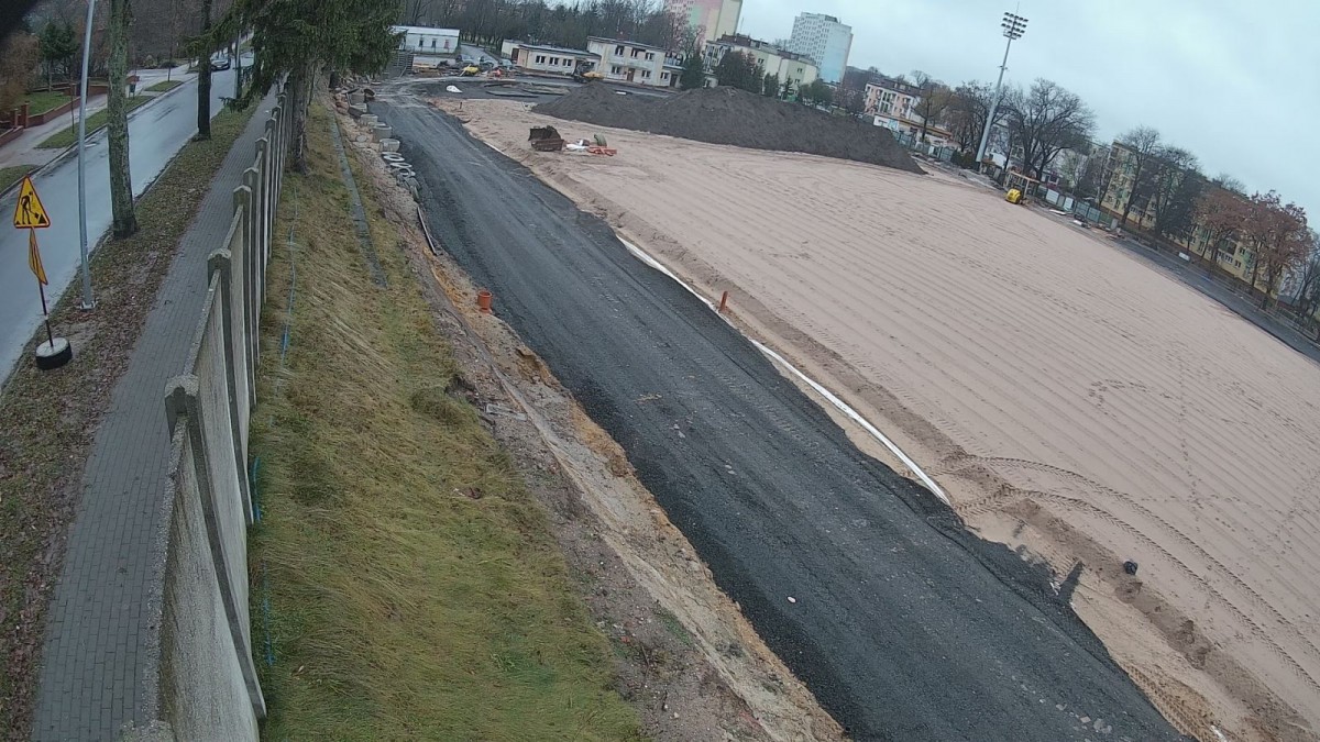 Intensywne prace budowlane na stadionie miejskim w Bolesławcu