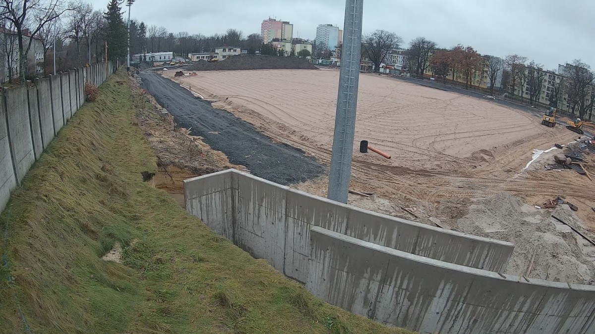 Intensywne prace budowlane na stadionie miejskim w Bolesławcu