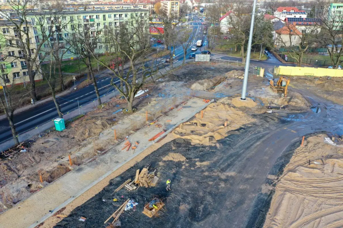 Intensywne prace budowlane na stadionie miejskim w Bolesławcu
