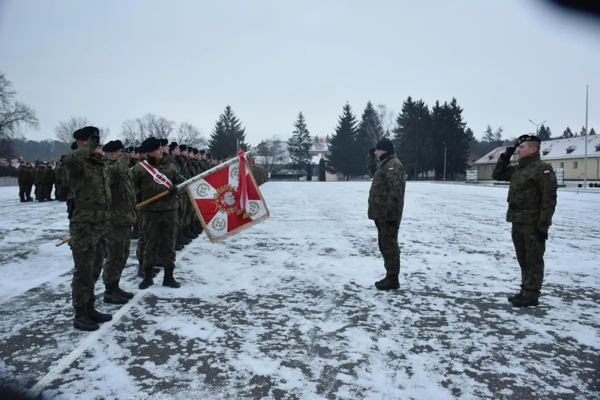Uroczystość w 23 Śląskim Pułku Artylerii w Bolesławcu