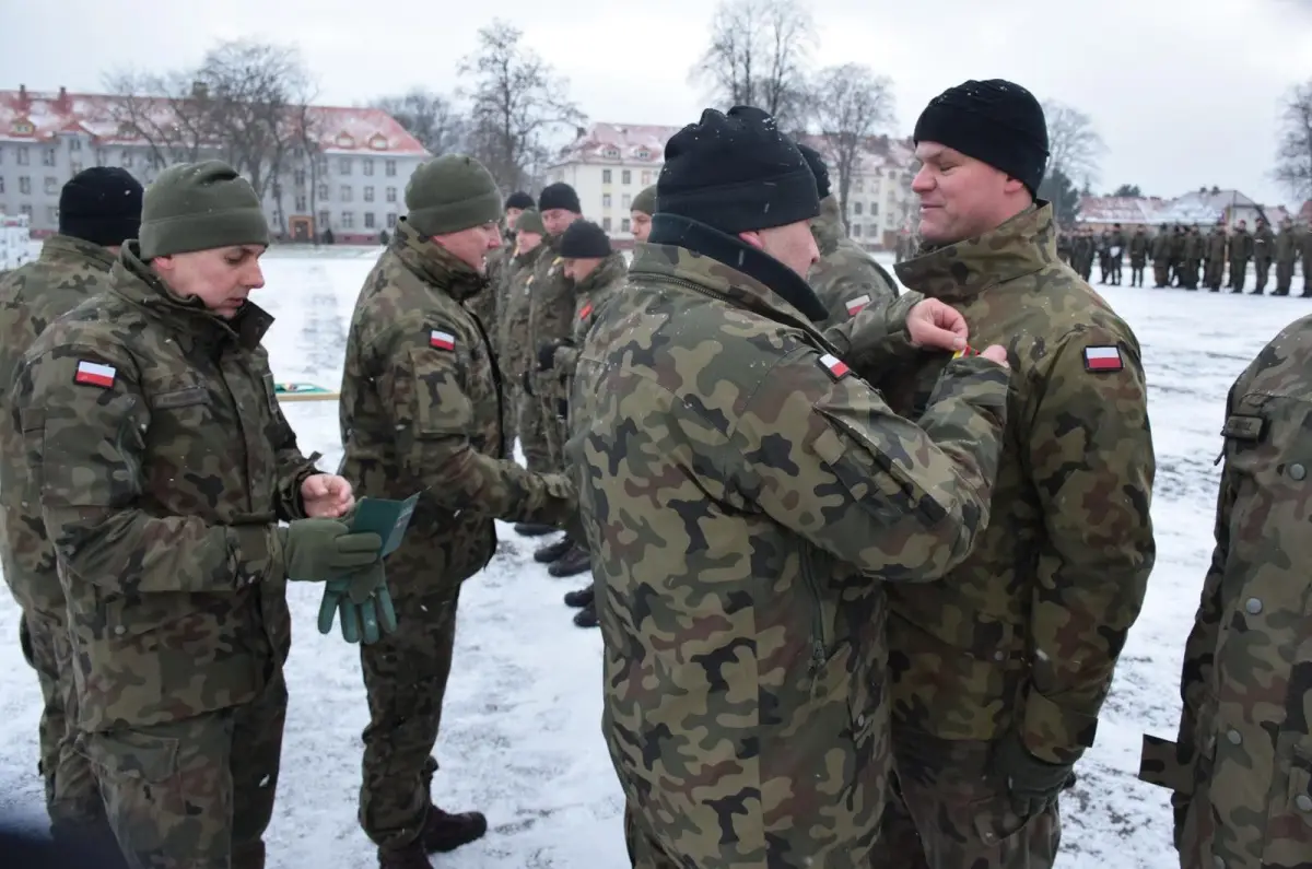 Uroczystość w 23 Śląskim Pułku Artylerii w Bolesławcu