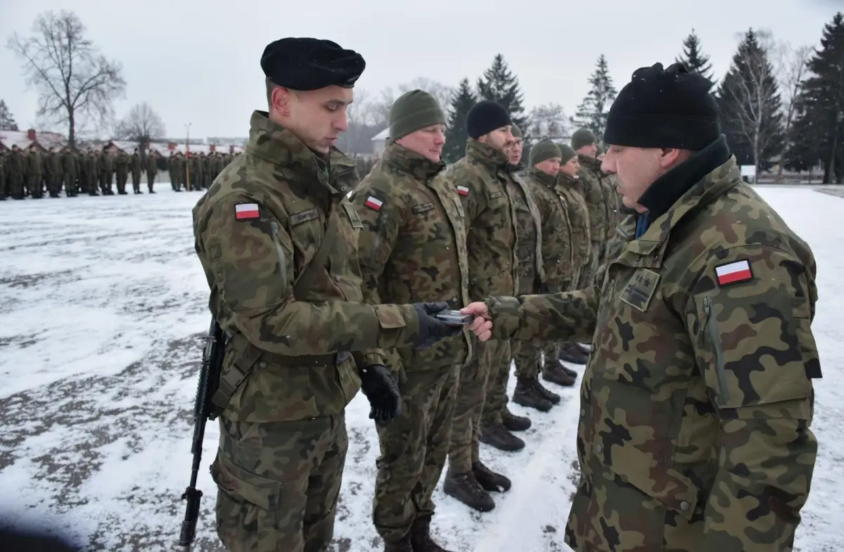 Uroczystość w 23 Śląskim Pułku Artylerii w Bolesławcu