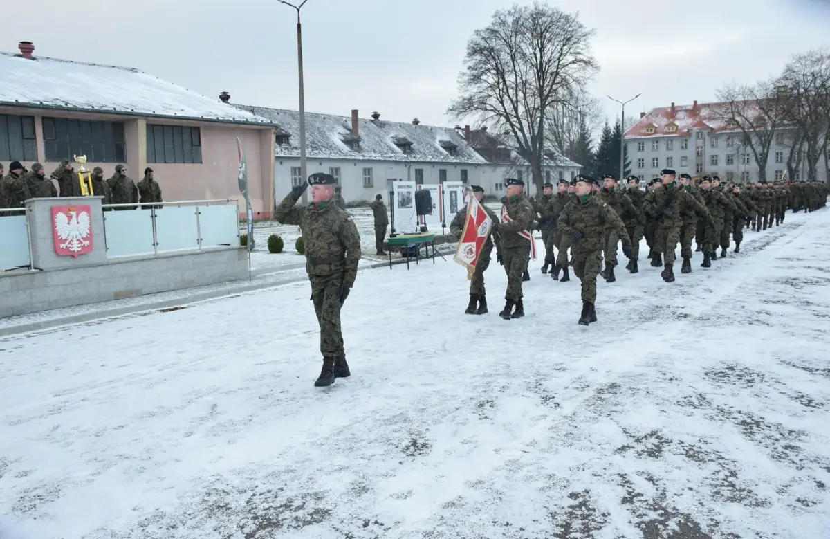 Uroczystość w 23 Śląskim Pułku Artylerii w Bolesławcu