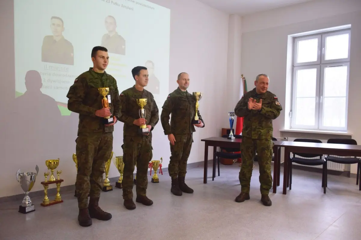 Uroczystość w 23 Śląskim Pułku Artylerii w Bolesławcu