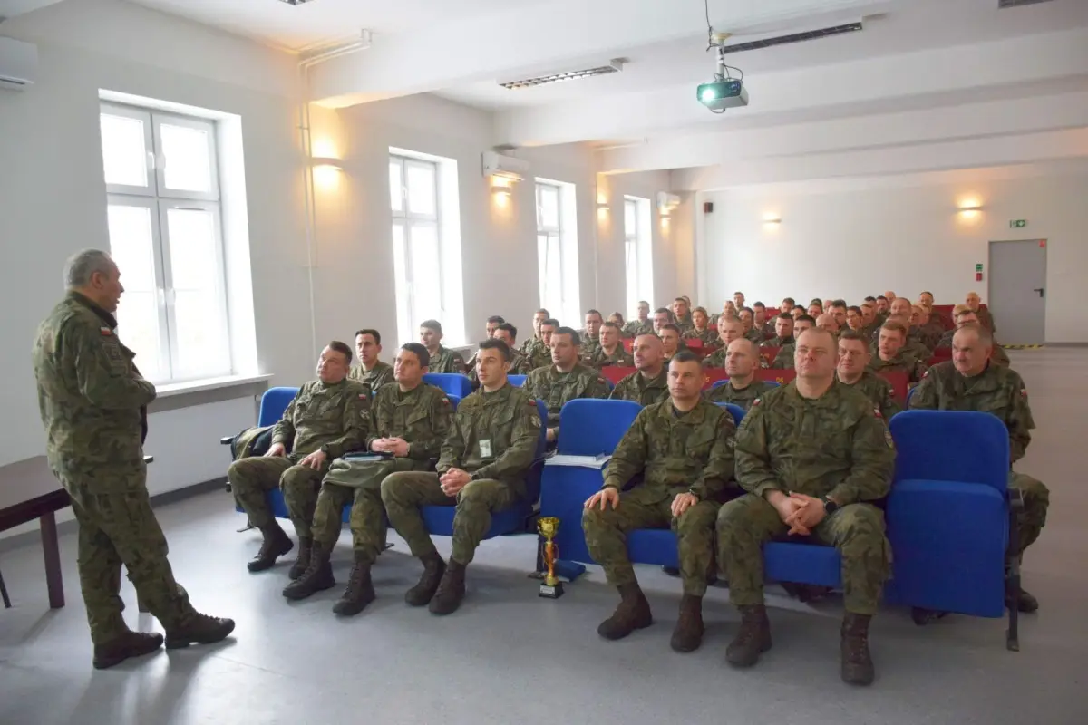Uroczystość w 23 Śląskim Pułku Artylerii w Bolesławcu