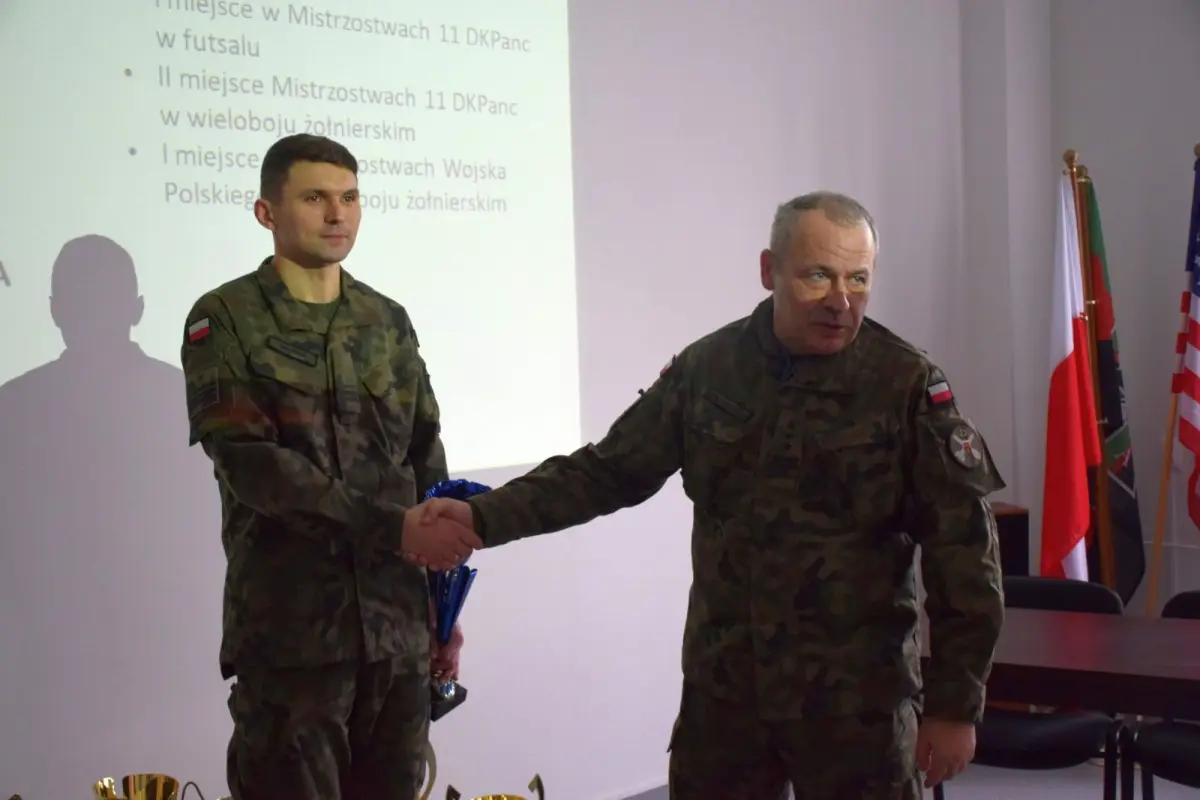Uroczystość w 23 Śląskim Pułku Artylerii w Bolesławcu