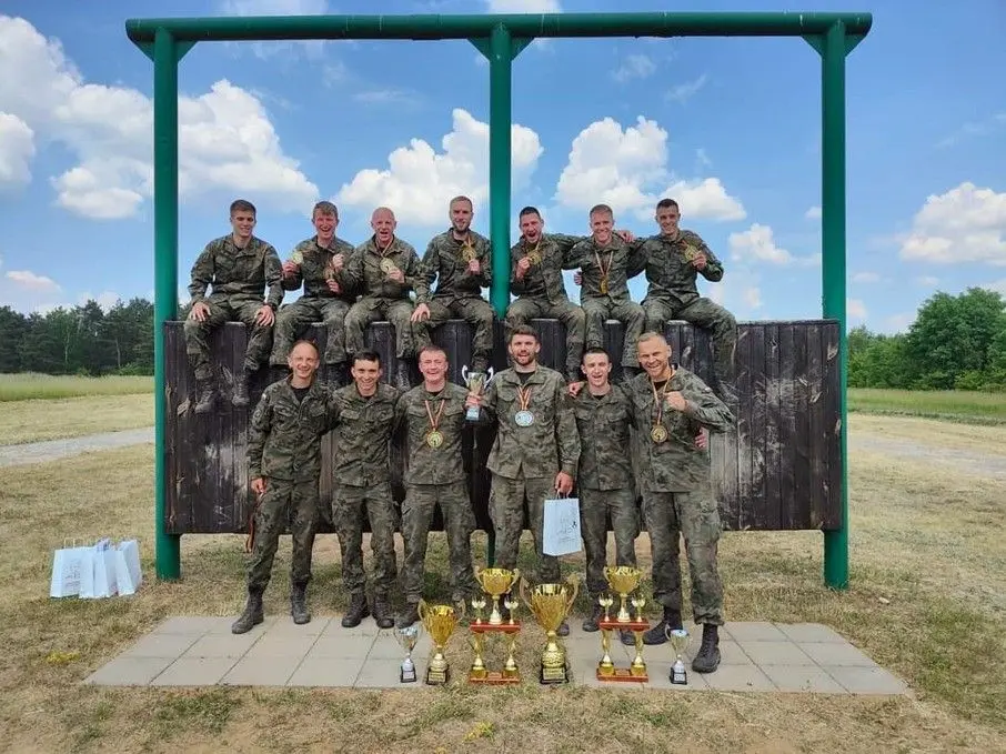 Uroczystość w 23 Śląskim Pułku Artylerii w Bolesławcu