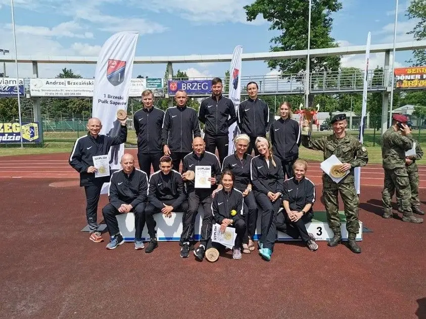 Uroczystość w 23 Śląskim Pułku Artylerii w Bolesławcu
