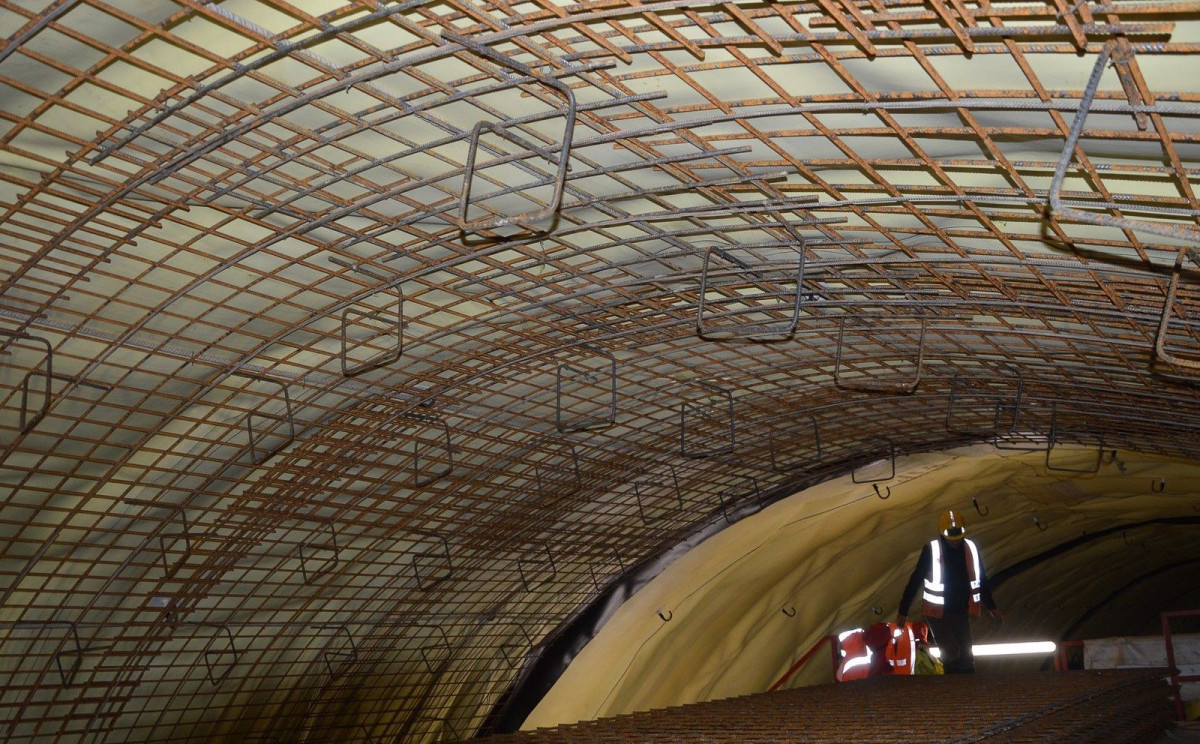 PKP: Ostatnie prace w tunelu na trasie Wrocław–Jelenia Góra