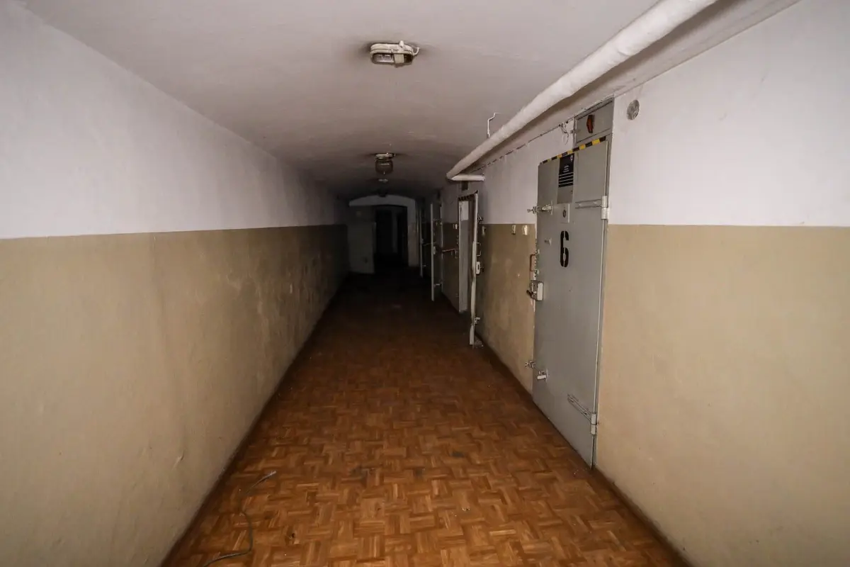 Cele jak z horroru w byłej Komendzie Powiatowej Policji w Bolesławcu