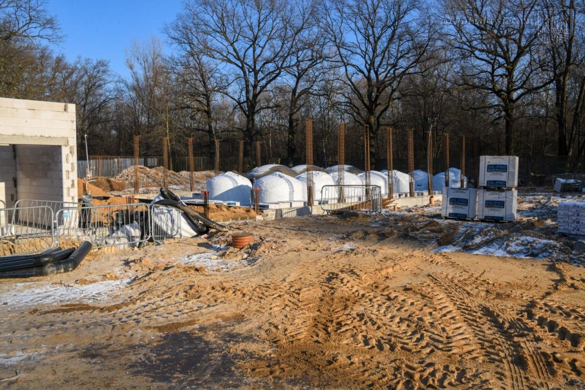 Prace przy parku wodnym przy ulicy Spacerowej w Bolesławcu