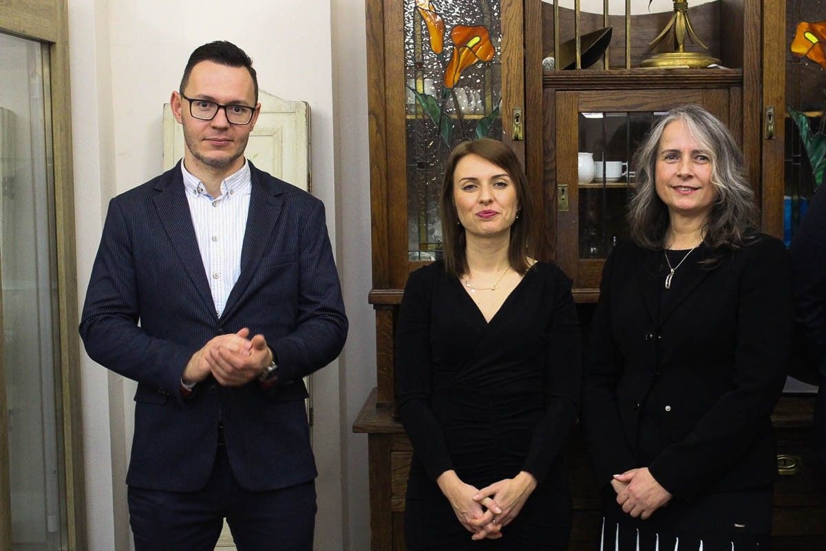 Maturzyści z ZSOiZ bawią się na studniówce