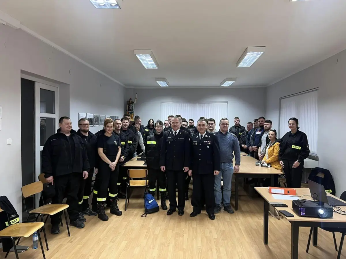 Пожежники з нашого повіту на навчанні в Болеславецькій комендатурі