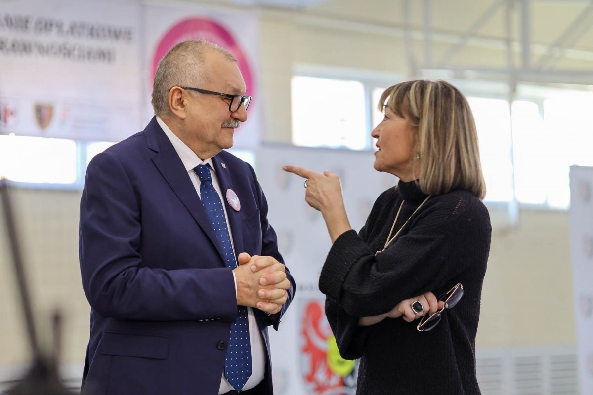 Spotkanie osób z niepełnosprawnościami w sali I LO