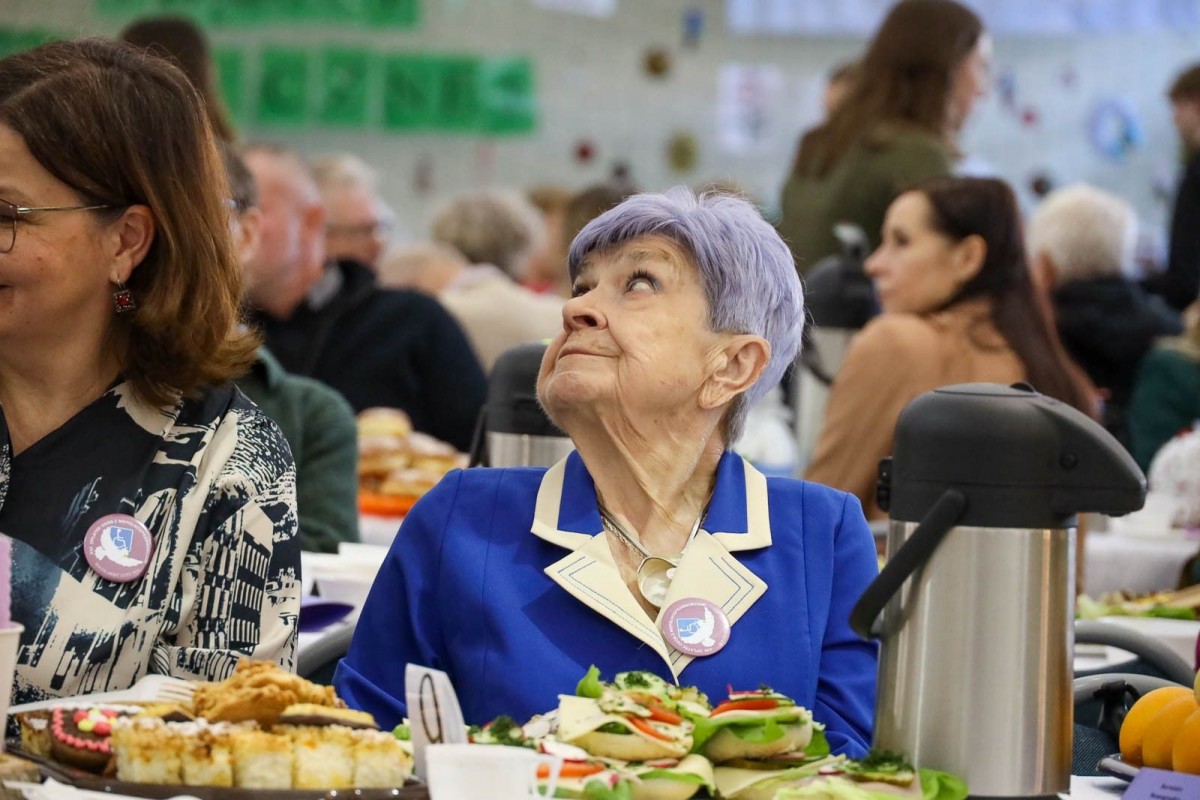 Spotkanie osób z niepełnosprawnościami w sali I LO