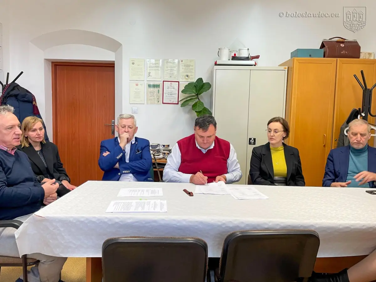 Jest porozumienie w sprawie bolesławieckiego Schroniska dla osób bezdomnych