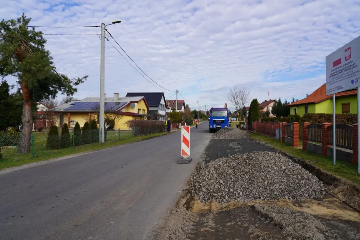 Przebudowa drogi powiatowej w Gromadce