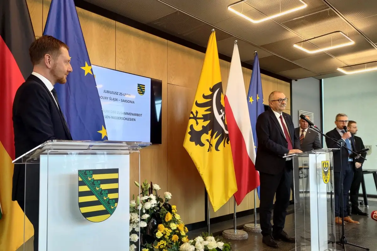 25-lecie współpracy, konferencja prasowa Marszałka i Premiera Saksonii