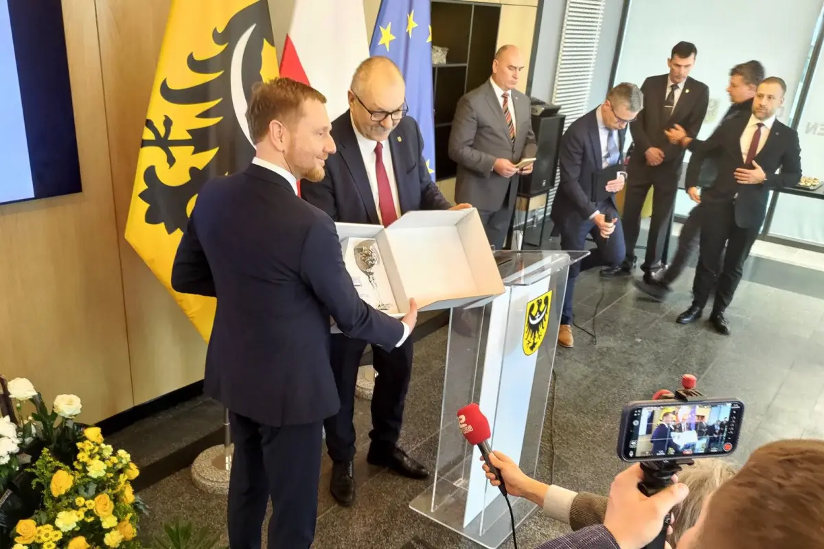 25-lecie współpracy, konferencja prasowa Marszałka i Premiera Saksonii