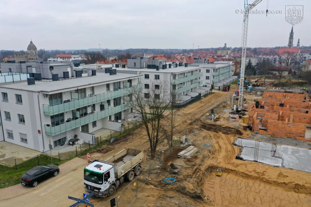 Prace przy Powstańców Warszawy