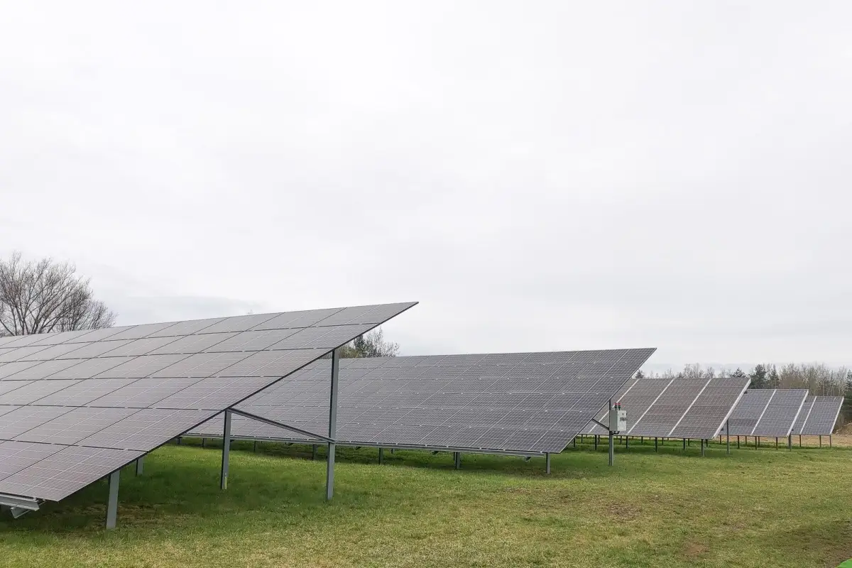 Spółka PWiK prezentuje swoją nową inwestycję fotowoltaiki