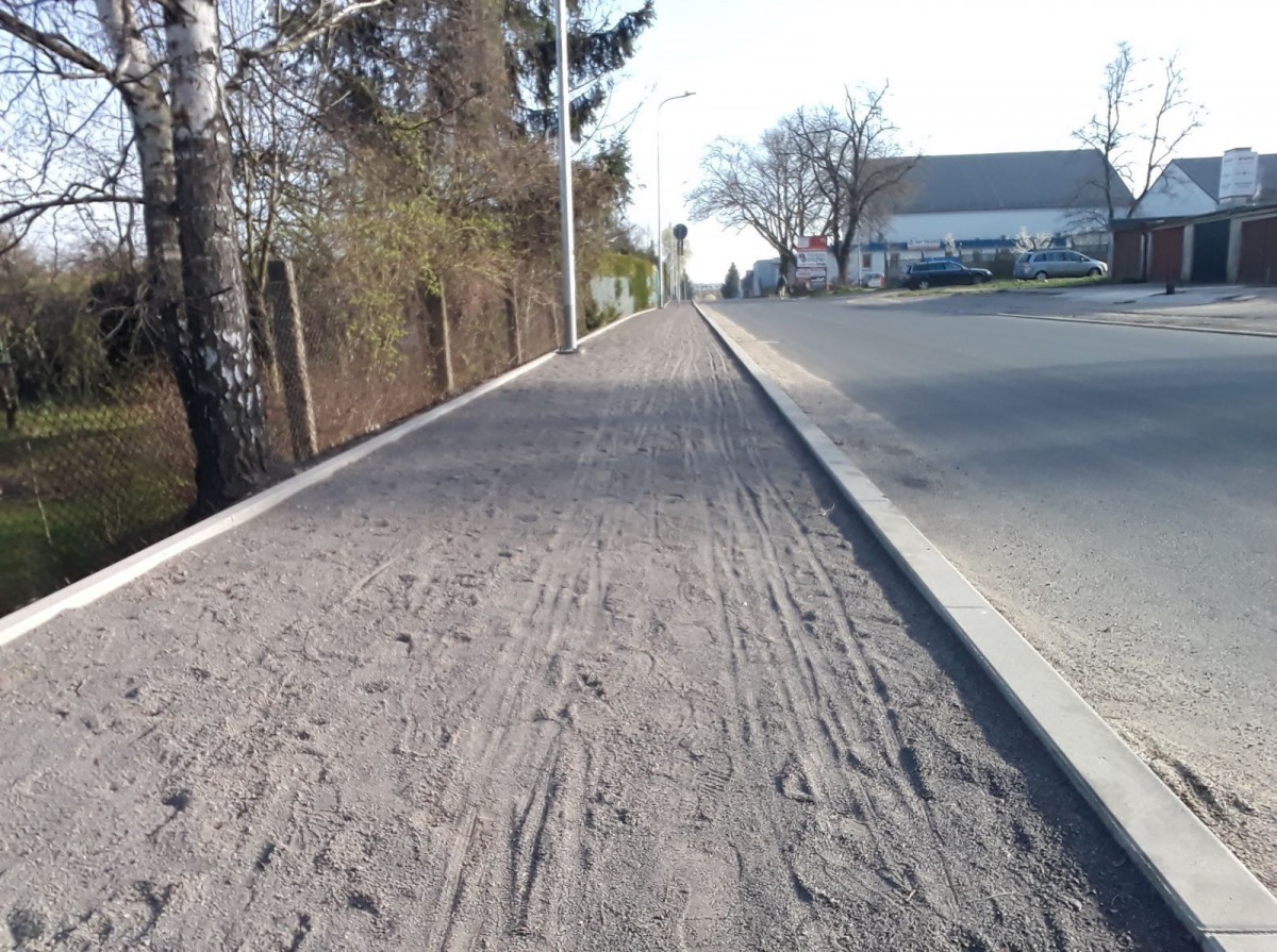 Chodnik przy Staroszkolnej w Bolesławcu