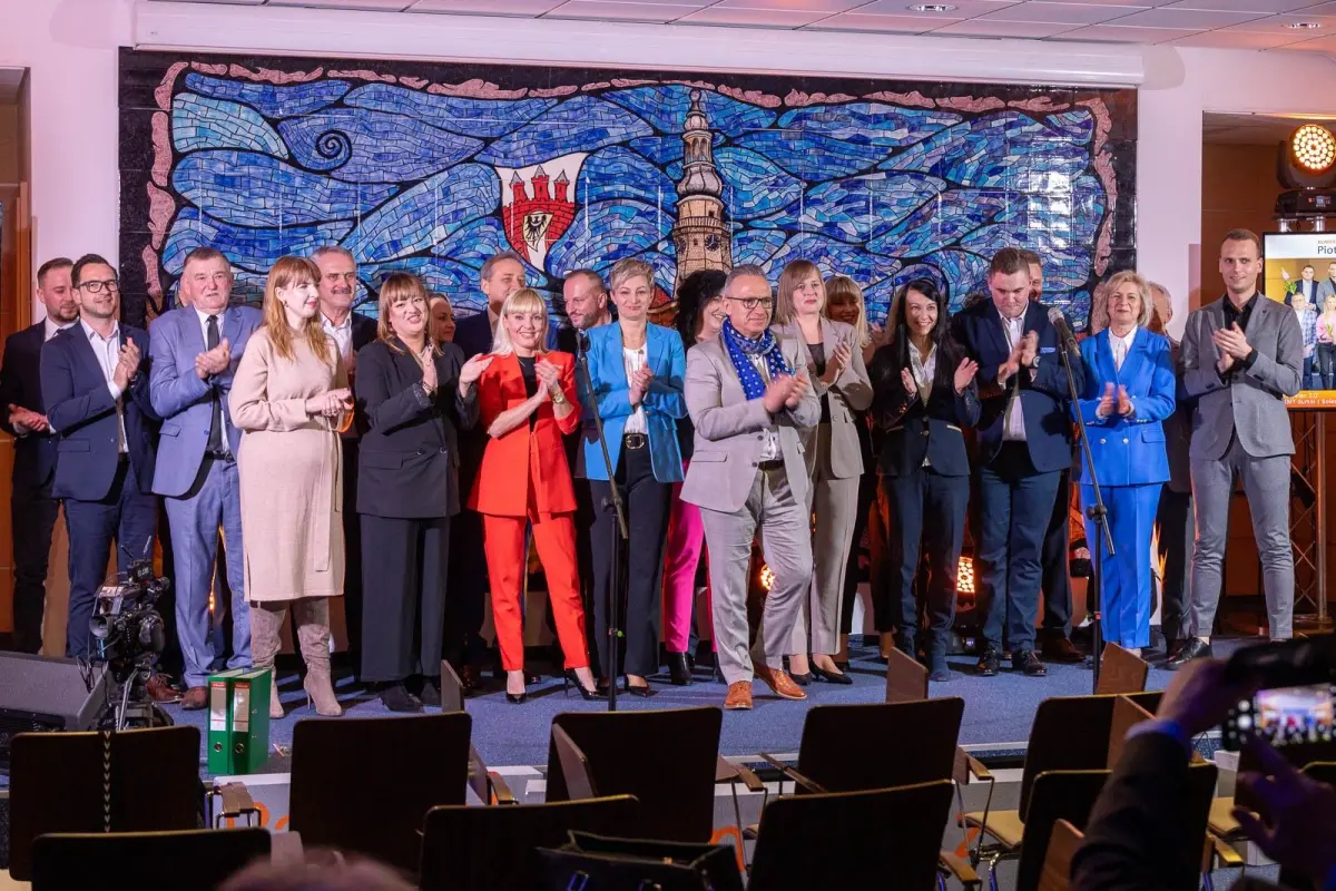 Inauguracja kampanii wyborczej KWW Piotra Romana Forum Miasta