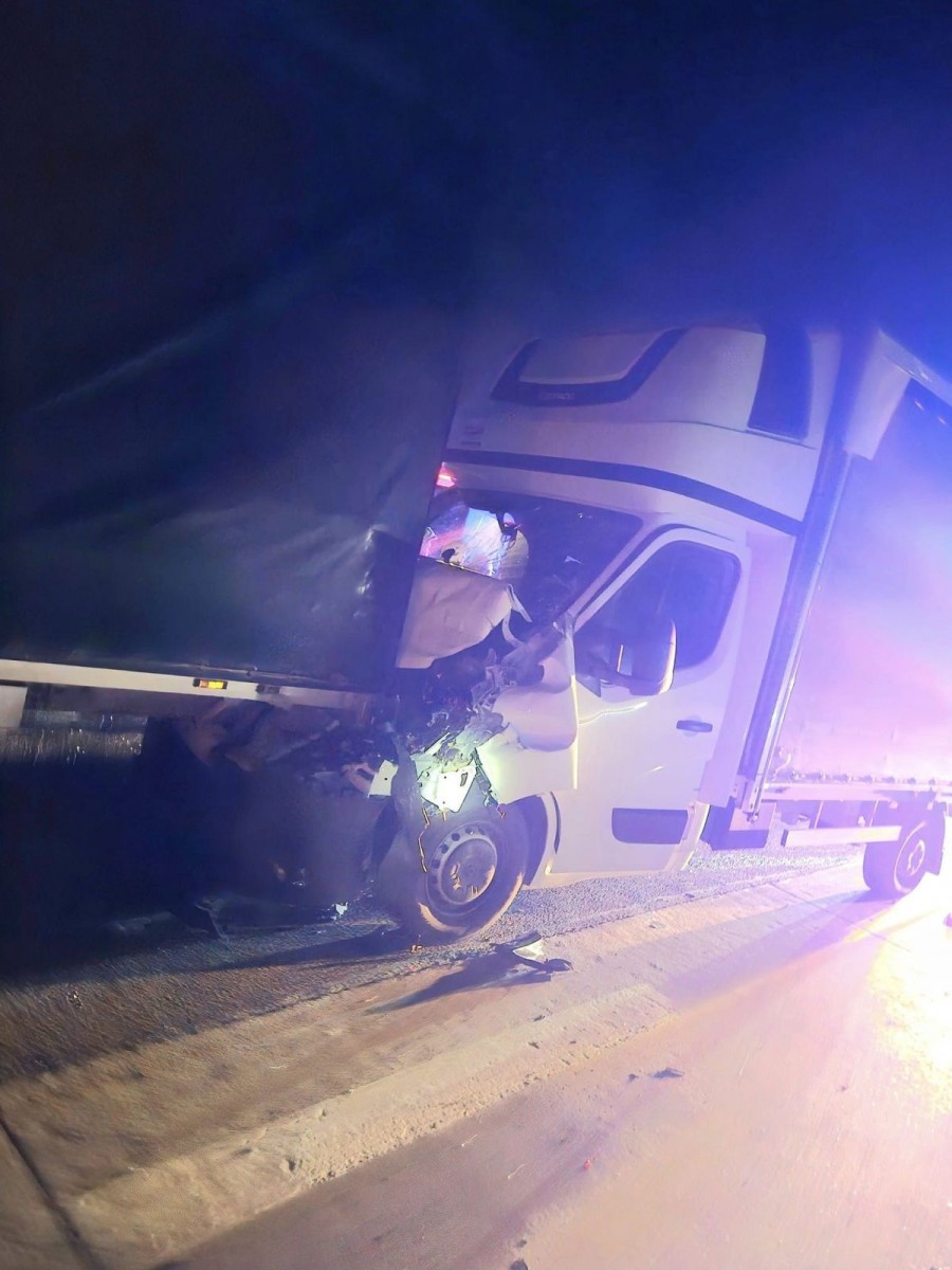 Zderzenie busów na A18